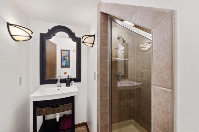 82 Lenawee Lane photo 38