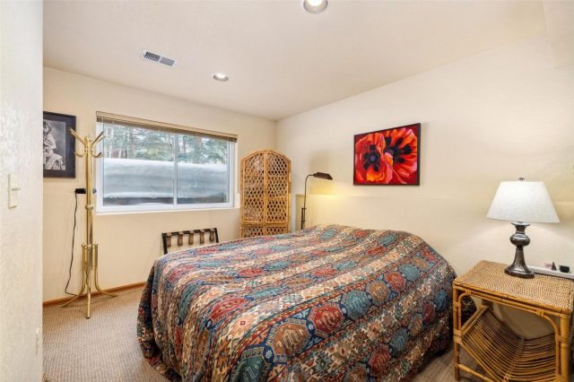 723 Hunters Circle 0 photo 19