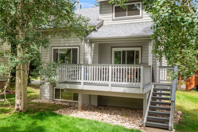 723 Hunters Circle 0 photo 25