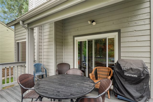 723 Hunters Circle 0 photo 28