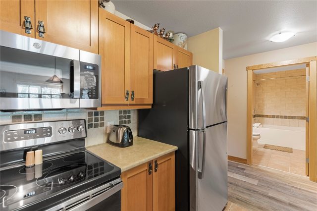 910 Copper Road 219 photo 13