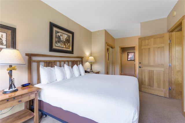 910 Copper Road 219 photo 15