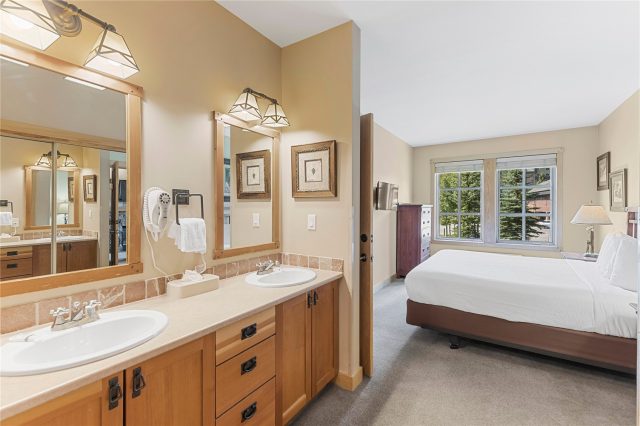 910 Copper Road 219 photo 17