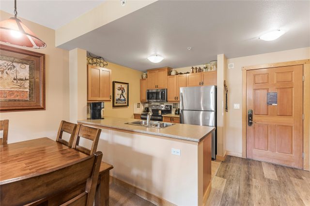 910 Copper Road 219 photo 9