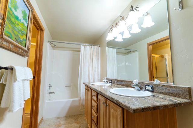 109 Janes Way photo 10