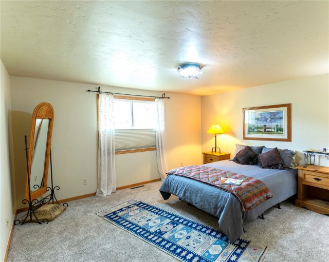 109 Janes Way photo 9