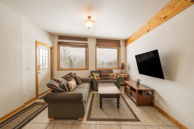 596 Aspen Drive photo 29