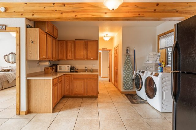 596 Aspen Drive photo 32