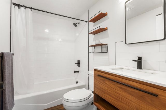 75 Reliance Drive photo 20