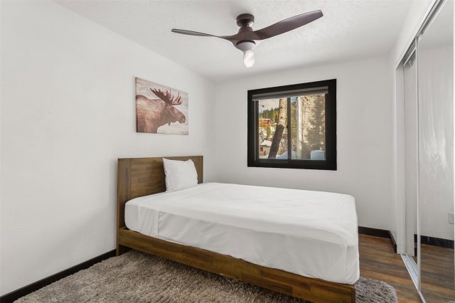 75 Reliance Drive photo 22