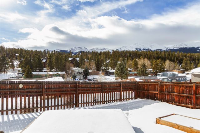 75 Reliance Drive photo 27