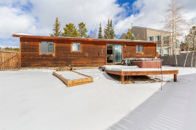 75 Reliance Drive photo 28