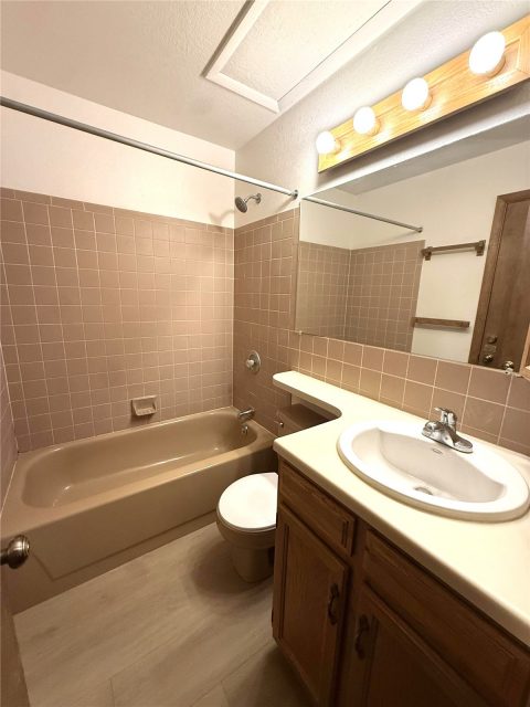 805 S 5th Avenue H222 photo 13