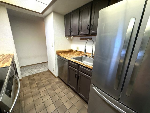 805 S 5th Avenue H222 photo 7