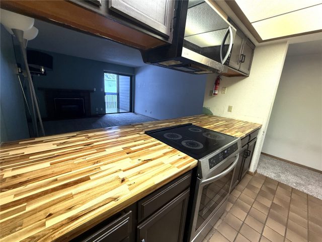 805 S 5th Avenue H222 photo 9