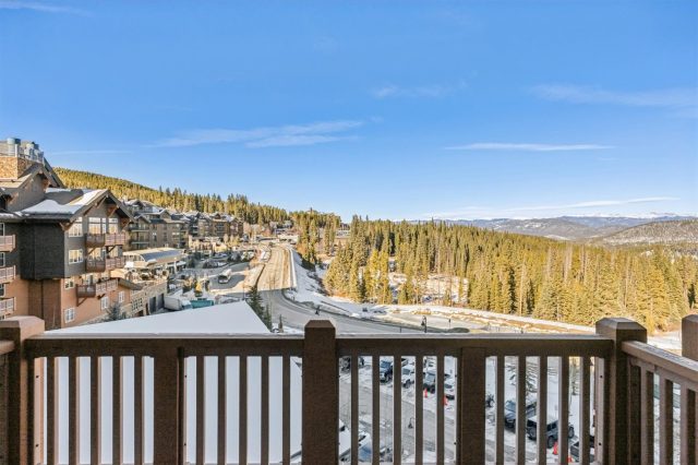 1521 Ski Hill Road 8404 photo 17