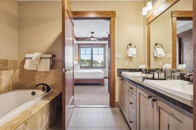 1521 Ski Hill Road 8404 photo 7