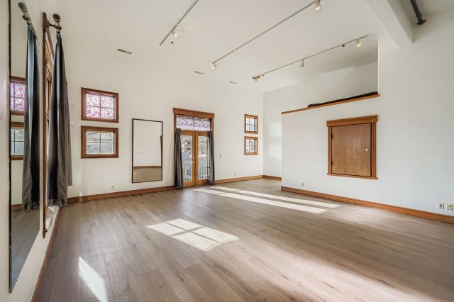 419 E Main Street C3 photo 14