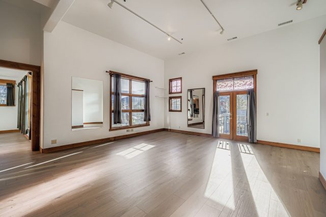  in Fifth And Main Condo, Frisco, CO — photo 3 (MLS S1064551)