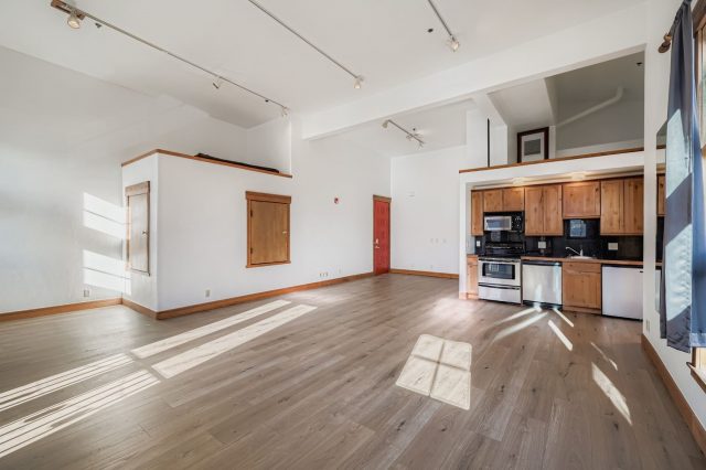 419 E Main Street C3 photo 9
