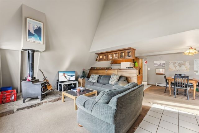 Home in Tanglewood Village Sub, Silverthorne, CO — photo 1 (MLS S1064574)