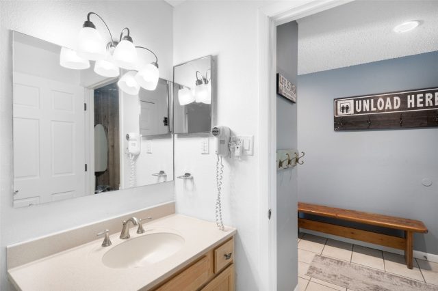 760 Copper Road F204 photo 32
