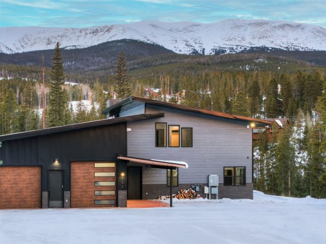 Home in Metes And Bounds - Breck, Breckenridge — photo 5 Home in Metes And Bounds - Breck, Breckenridge, CO — photo 5 (MLS S1064618)