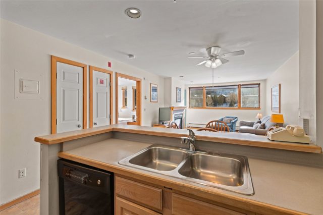 22174 Us Highway 6 1531 photo 12