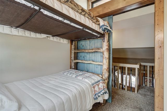 205 Primrose Path 3 photo 13