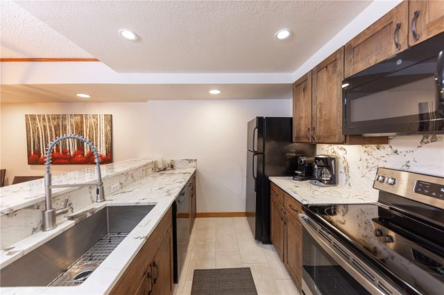 Condo in Pines At Keystone Condo, Keystone, CO — photo 3 (MLS S1065701)