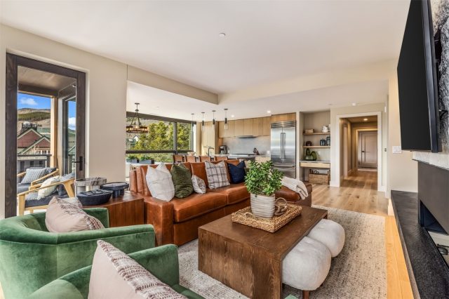75 Hunki Dori Court W413 photo 7