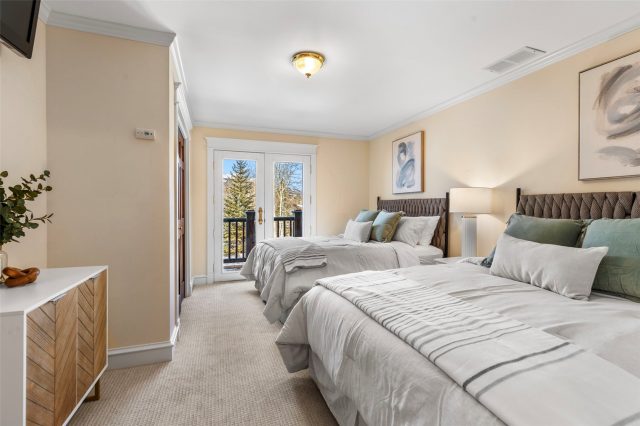192 Wellington Road photo 15