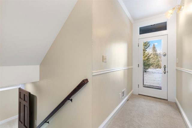 192 Wellington Road photo 25