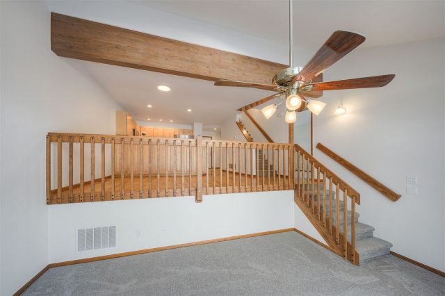 279 Kestrel Lane 279 photo 13