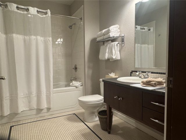 172 Beeler Place 116a photo 11