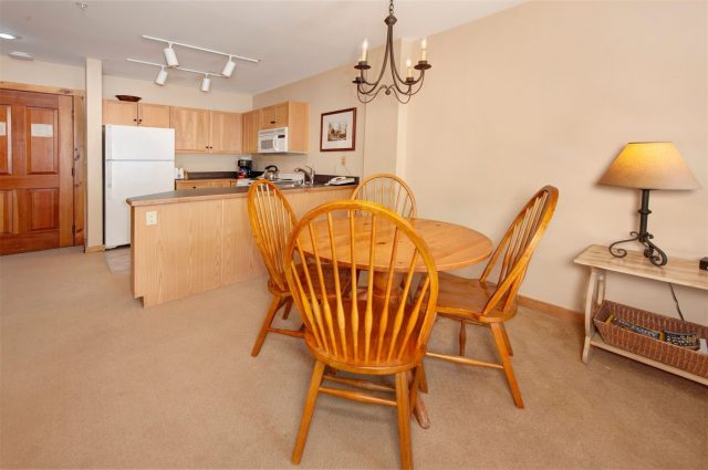 100 Dercum Square 8371 photo 10
