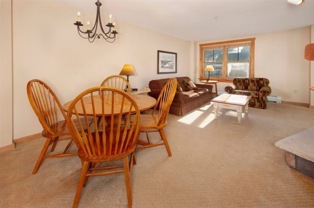 100 Dercum Square 8371 photo 12