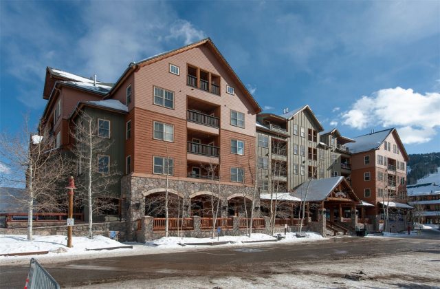 100 Dercum Square 8371 photo 31