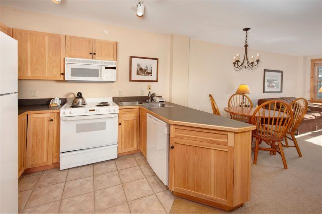 100 Dercum Square 8371 photo 9