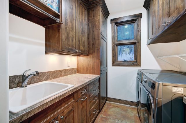 1057 Alpensee Drive photo 36