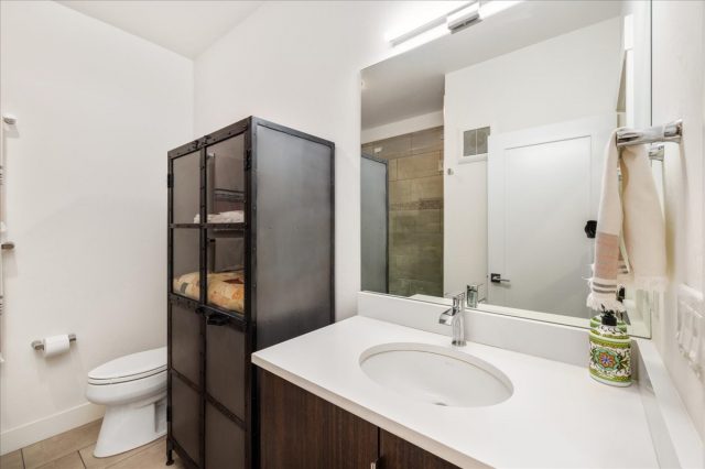 930 Blue River Parkway 733 photo 18