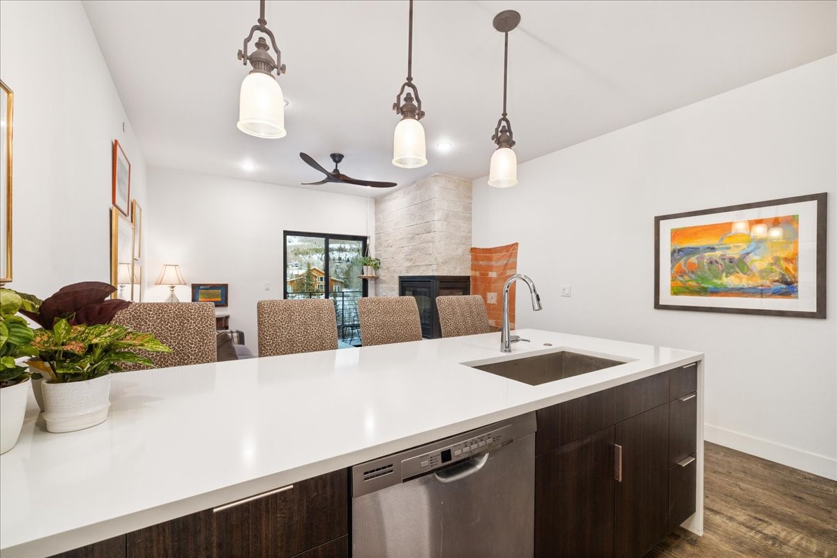 930 Blue River Parkway 733, Silverthorne, CO — main photo
