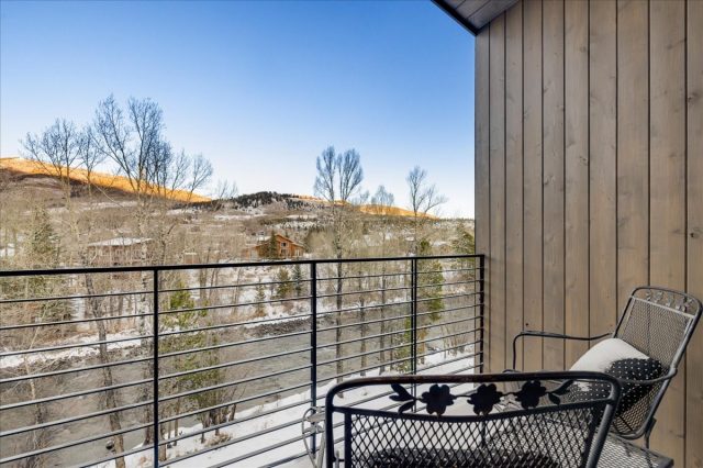 Condo in River West Condos, Silverthorne, CO — photo 2 (MLS S1065815)