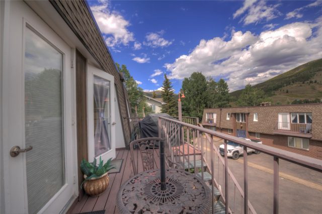 240 E La Bonte Street 35 photo 22