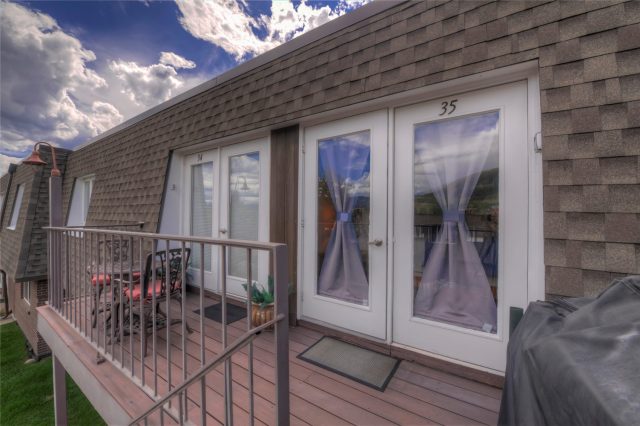240 E La Bonte Street 35 photo 23