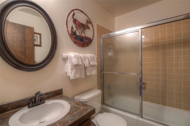 240 E La Bonte Street 35 photo 26
