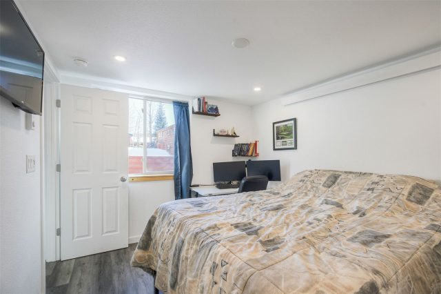 85 Revett Drive 26 photo 16