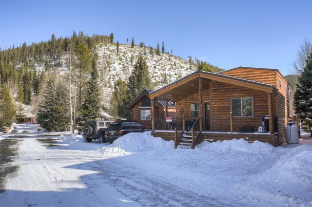 Mobile Home in Tiger Run Resort Park Sub, Breckenridge — photo 1 Mobile Home in Tiger Run Resort Park Sub, Breckenridge, CO — photo 1 (MLS S1065854)