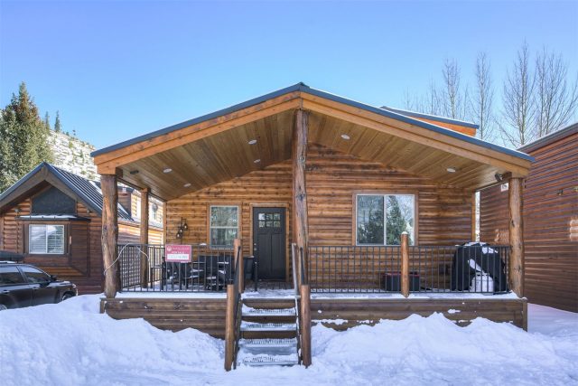 Mobile Home in Tiger Run Resort Park Sub, Breckenridge — photo 2 Mobile Home in Tiger Run Resort Park Sub, Breckenridge, CO — photo 2 (MLS S1065854)