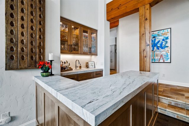 494 Silver Circle photo 10
